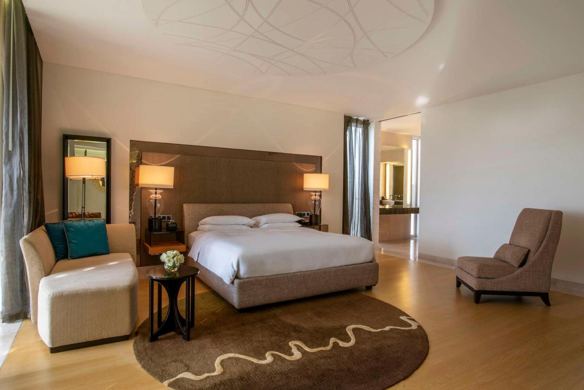 Park Hyatt And 5*