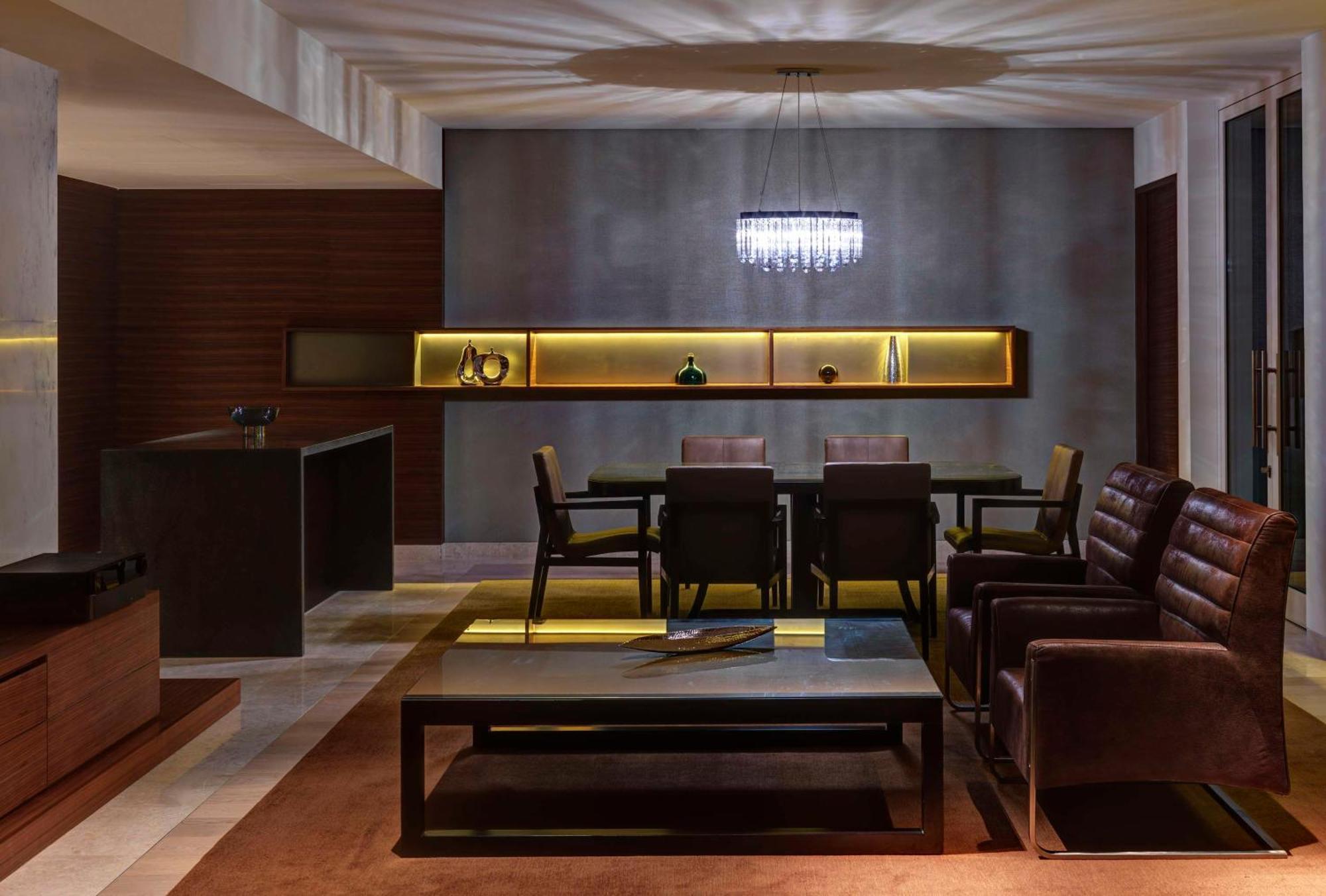 وفيلات بارك حياة أبوظبي 5*